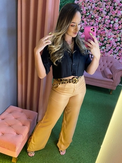 Camisa Cropped França - Amanda Battaglia