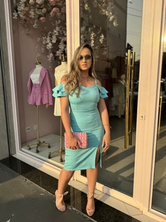 Vestido Mídi Carmélia na internet