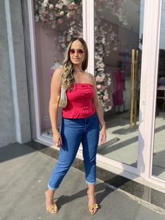 Calça Mom Bárbara na internet
