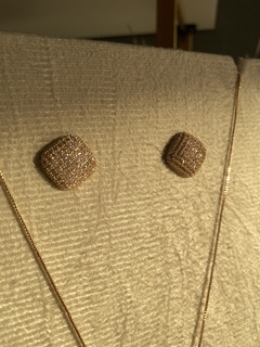 Brinco Rosa
