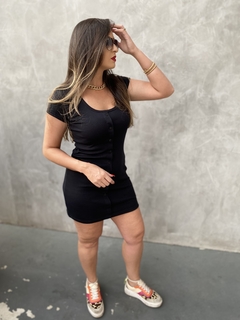 Vestido Bianca na internet
