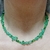 Collar escallas verde, material vidrio. Cadena de alargue, tanza, argollas y cierre de acero - comprar online
