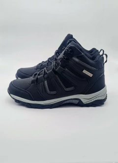 Treking Stone negro con detalles en gris en internet