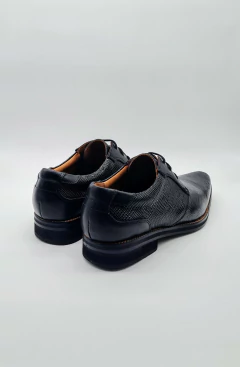 Zapato de Etiqueta, Cuero Negro Trabajado fondo suela - Calzados Chuekos