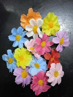 Florzinha em Poliester tamanho 30mm Pacote com 10 ou 20pçs