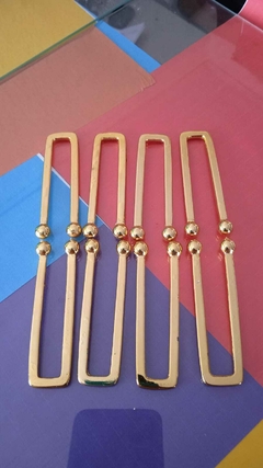 Fivela Metal ou ABS Modelo U Fechado cor dourado pacote com 6pçs 