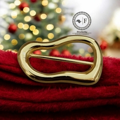 Fivela Metal modelo Castanho cor Dourado pacote com 6pçs
