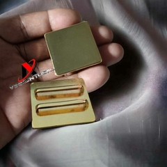 Fivela Modelo Quadrado cor Dourado Metal pacote 6pçs