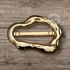 Fivela Organica Plastico ABS cor Dourado com Passante pacote com 6pçs