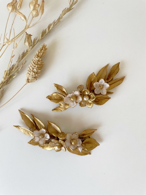 Tocado Pili Golden repartido