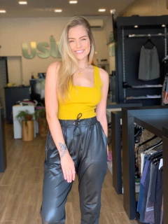 REGATA TRICOT AÇAFRÃO