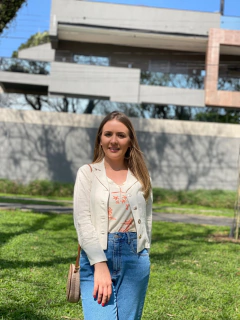 CAMISA EM CREPE AREIA na internet