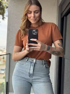 T-SHIRT EGYPTIAN MANGA FRANZIDA na internet