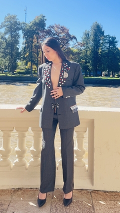 Traje Ninel - CUSTOMIZATE