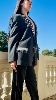 Traje Ninel en internet