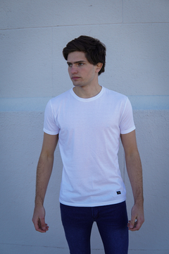 REMERA BASICA