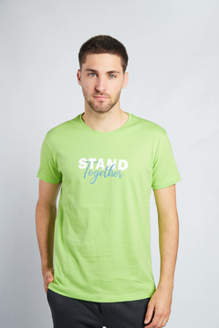 REMERA STAND en internet
