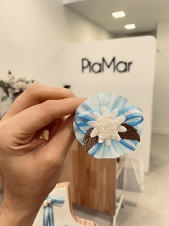 Escarapelas Flores! - Guardapolvos Pia Mar