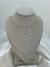 Chocker infinito con relieves