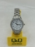 Reloj QyQ plateado