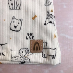 Remera Joaquina- Estampa Perritos en internet