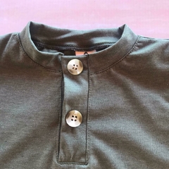 Remera "Chris" - Verde - comprar online