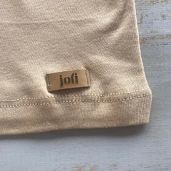 Remera Beige en internet