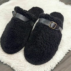 pantufla peluche negro