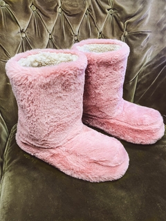 Bota de peluche rosa - comprar online