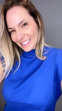 T-shirt Megan Azul - comprar online