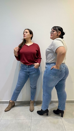 JEAN IRLANDA