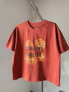 Imagen de Remera Tomates forever (Alg importado)