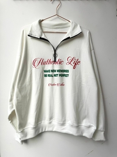 Imagen de Buzo cierre Life