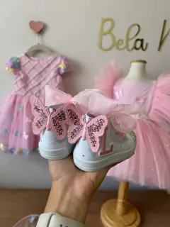 Tênis Borboleta na internet