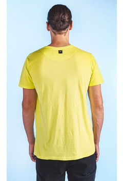 Remera Luxo Basica Lisa Cuello Redondo Manga Corta Hombre
