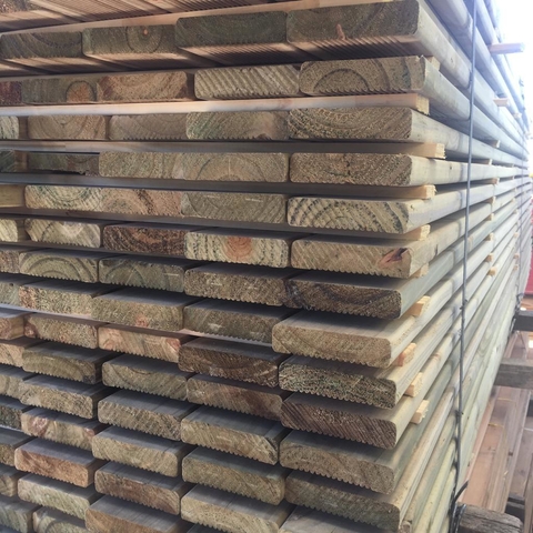 Piso Deck Pino Impregnado 1" x 4" x M2