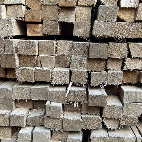 Liston Yesero Saligna 1" x 1 1/4" x 3.05MTS