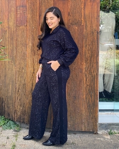 CONJUNTO COMFY RAJADO BLUSA MANGA LONGA E CALÇA COS DE ELÁSTICO - Camila Raidan