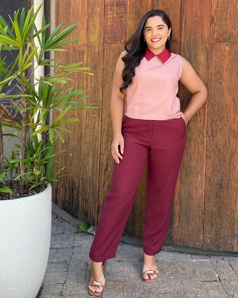 BLUSA SEM MANGA GOLA CONTRASTE