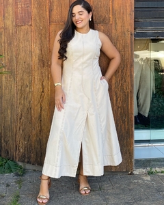 VESTIDO MIDI EVASÊ PESPONTADO COM BOLSOS E CINTO CORDA PONTEIRA