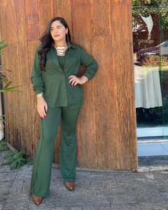 CONJUNTO TRÊS PEÇAS CAMISA REGATA E CALÇA FLARE VERDE MOLETINHO PREMIUM - comprar online