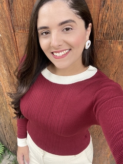 BLUSA TRICOT MODAL MARSALA COM DETALHE OFF NA GOLA E PUNHOS
