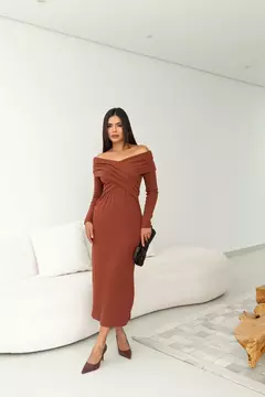 VESTIDO MIDI MALHA CANELADA AVELUDADA MANGA LONGA - Camila Raidan