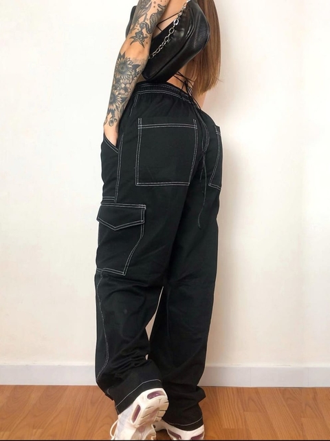 Calça Cargo Contrast