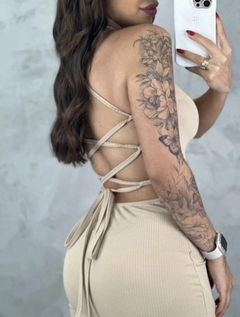 Vestido com amarração nas costas anarruga - comprar online