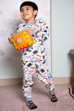 Pijama flanelado bebê M ao GG (menino - estampas variadas) - comprar online