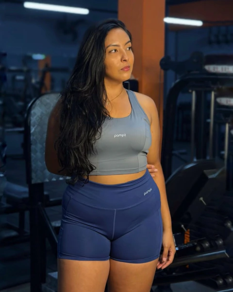 Short fitness com bolso azul em poliamida