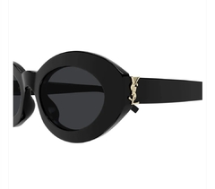 SAINT LAURENT SL M136 na internet