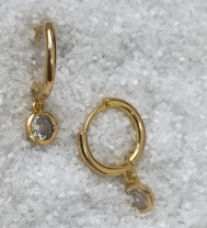 BRINCO ARGOLA FOLHEADA COM PINGENTE ZIRCONIA