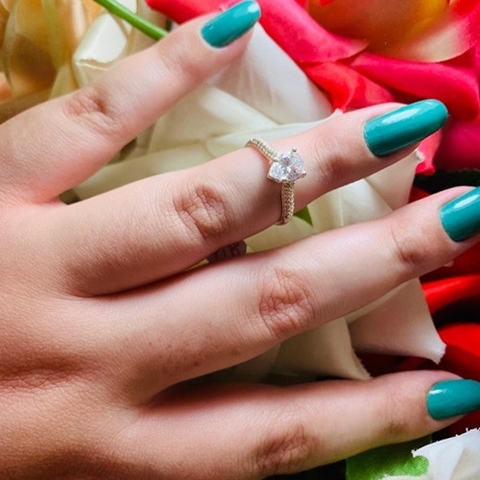 ANEL SOLITÁRIO GOTA PRATA